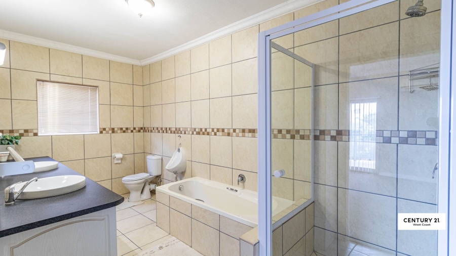 3 Bedroom Property for Sale in Port Owen Western Cape